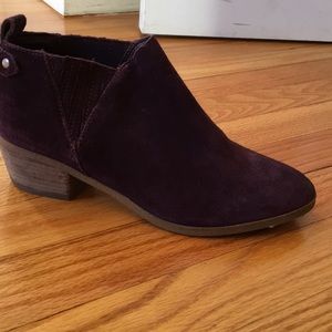 Women’s Deep Purple Marc Fisher Wedges